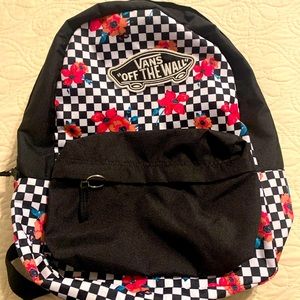 Vans “OFF THE WALL” checkered/pink flowers Large Backpack great condition